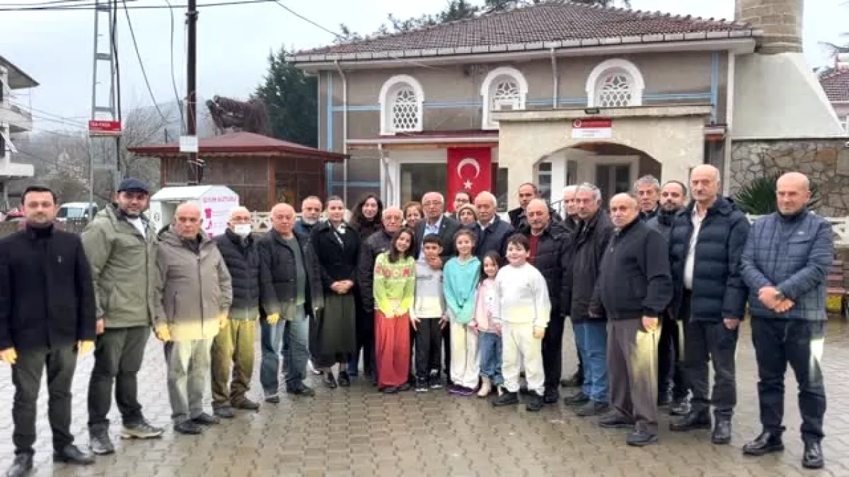 Şile Belediyesi'nin Bayram Ziyaretleri Sürüyor Şile Belediyesi'nin Bayram Ziyaretleri Sürüyor