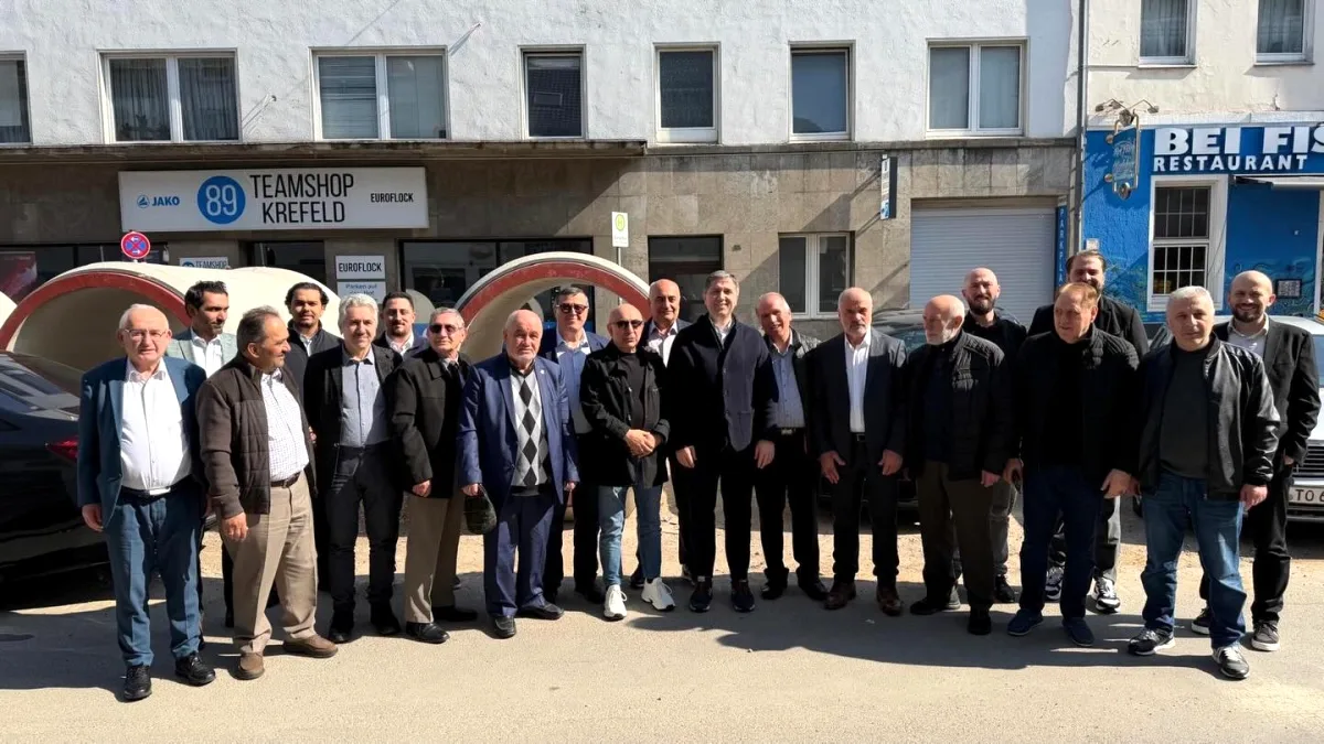 Zafer Sırakaya'nın Gurbetçilerle Bayram Buluşması Zafer Sırakaya'nın Gurbetçilerle Bayram Buluşması