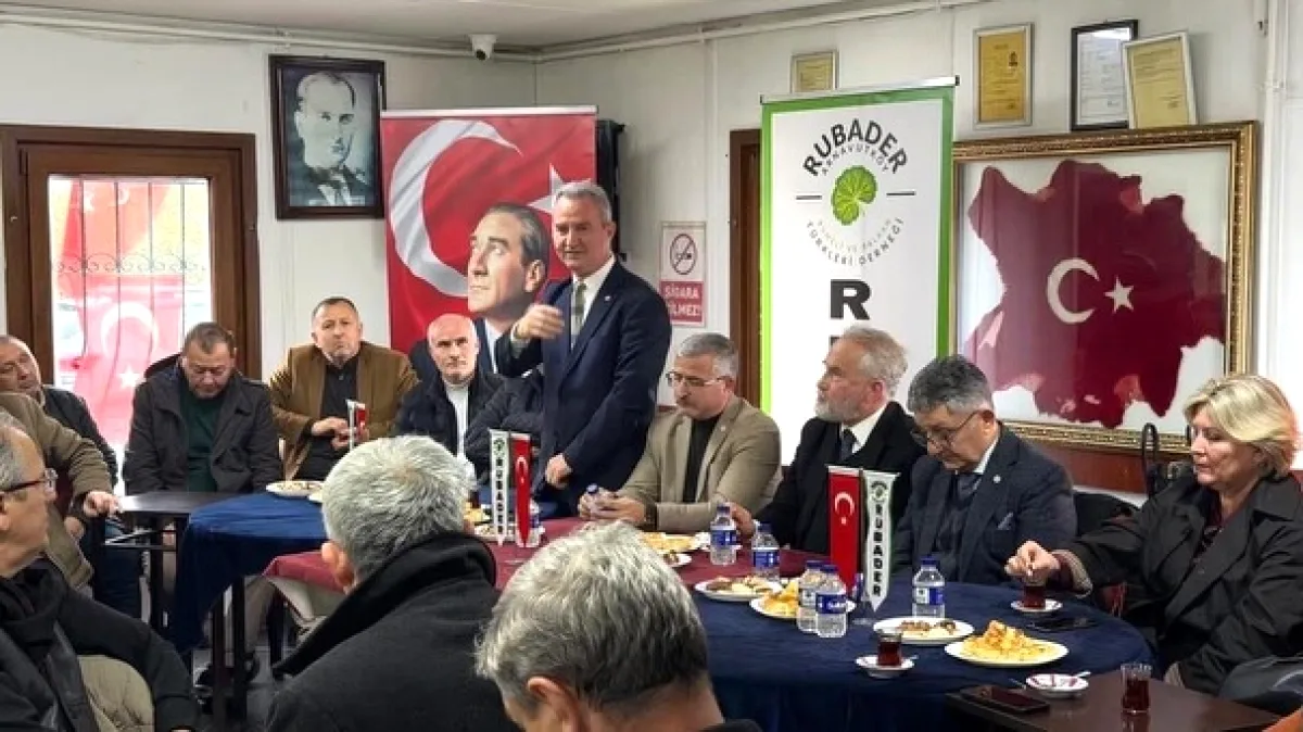 Rubafed Yöneticileri Arnavutköy'deki Bayram Buluşmasına Katıldı Rubafed Yöneticileri Arnavutköy'deki Bayram Buluşmasına Katıldı
