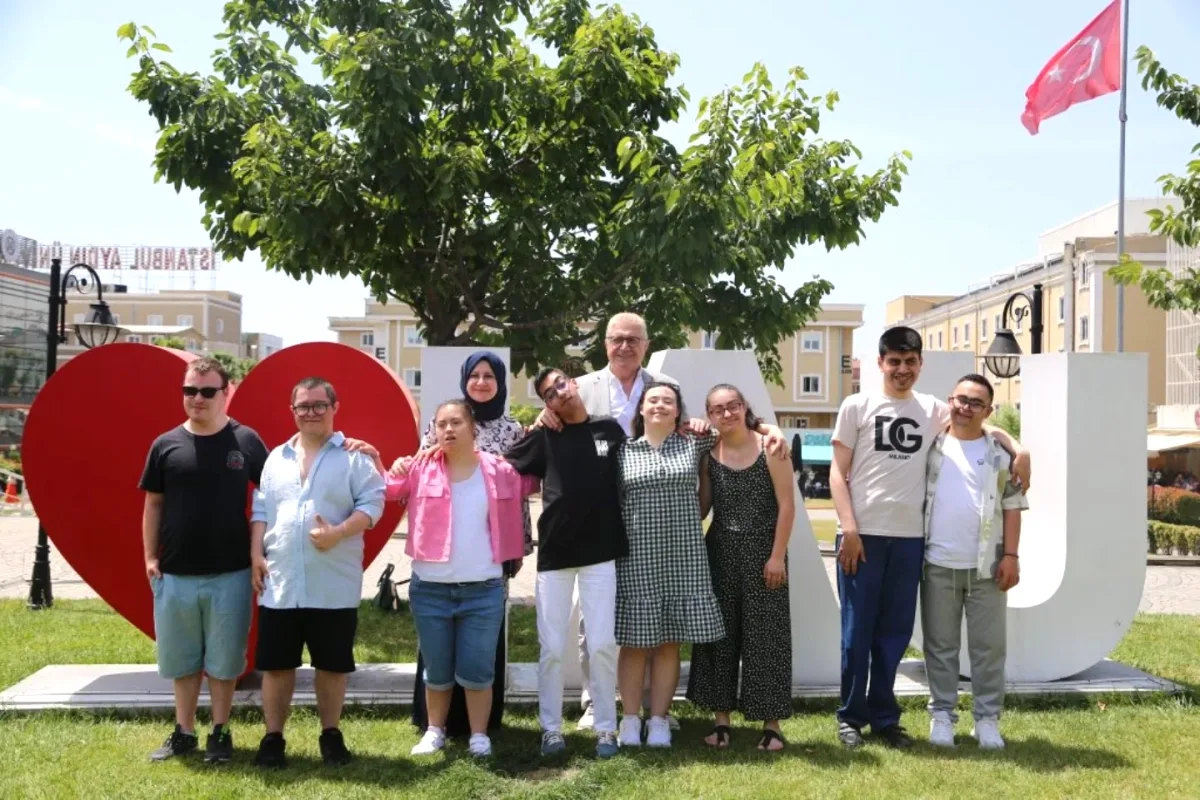 Farklılıklar İçin Güçlü Bir Mesaj Yayımlandı Farklılıklar İçin Güçlü Bir Mesaj Yayımlandı