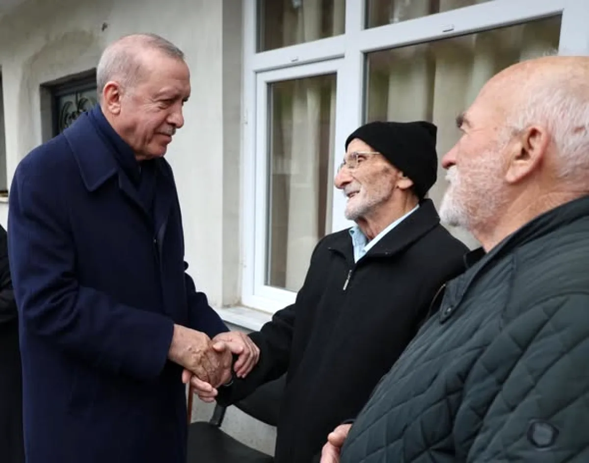 AK Parti Etimesgut'tan Dikkat Çeken Bayram Vurgusu AK Parti Etimesgut'tan Dikkat Çeken Bayram Vurgusu