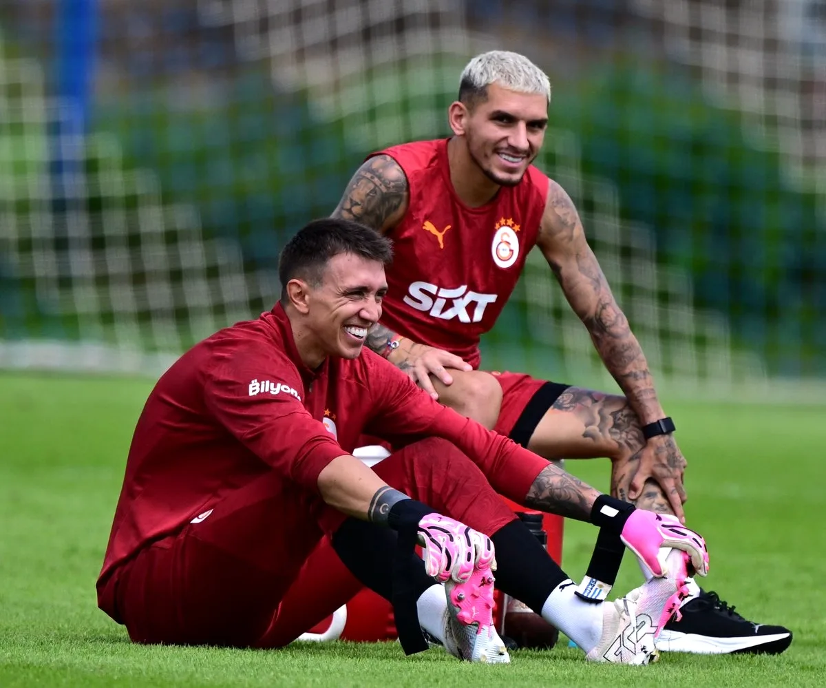 Torreira'nın Hayatını Değiştiren Telefon Konuşması Torreira'nın Hayatını Değiştiren Telefon Konuşması