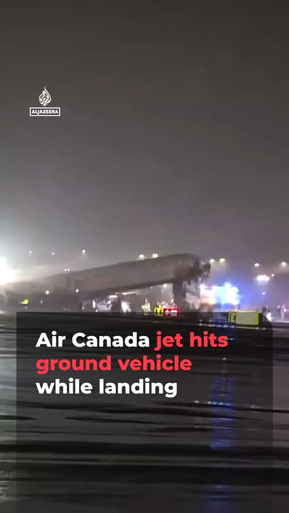 LaGuardia Havaalanı'nda Uçak ve Yer Aracı Çarpışması LaGuardia Havaalanı'nda Uçak ve Yer Aracı Çarpışması