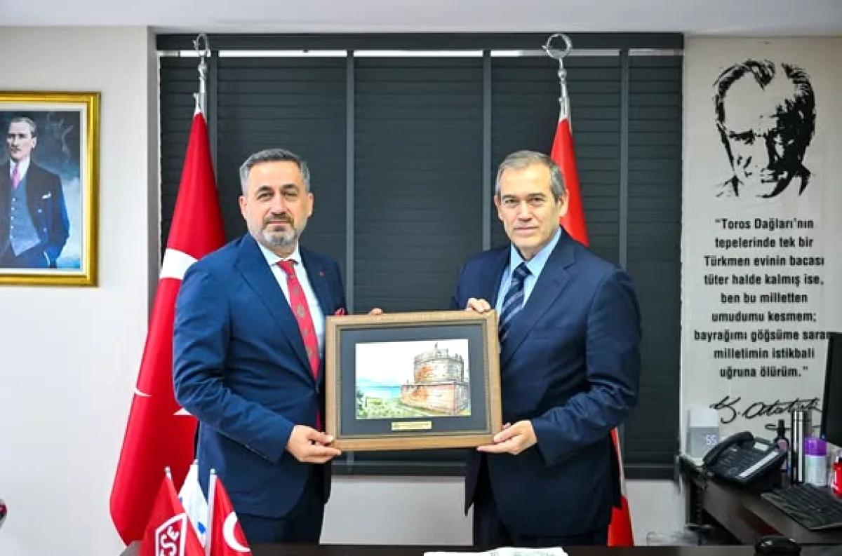 Antalya TSO Heyeti TSE'de Kritik Görüşmeler Yaptı Antalya TSO Heyeti TSE'de Kritik Görüşmeler Yaptı