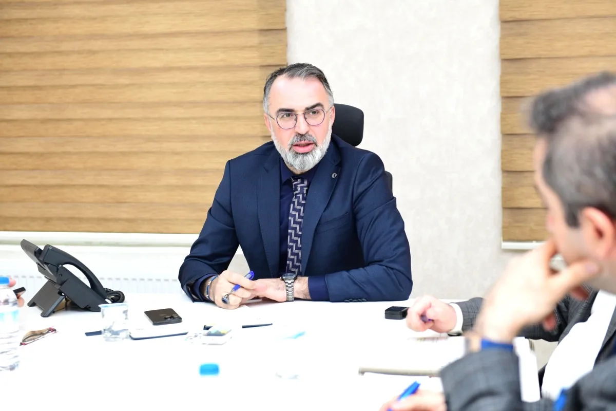 Kestel Belediye Başkanı'ndan Toplantı Paylaşımı Kestel Belediye Başkanı'ndan Toplantı Paylaşımı