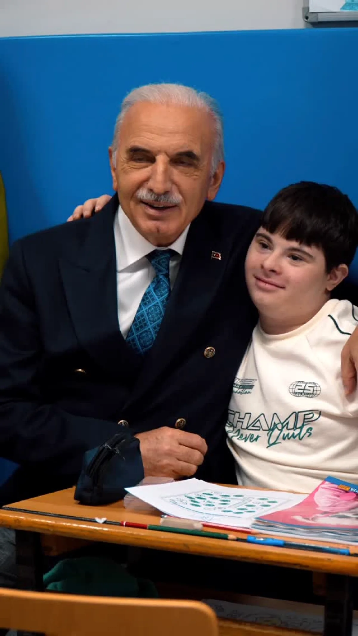 Ümraniye Belediye Başkanı'nın Özel Gün Mesajı Ümraniye Belediye Başkanı'nın Özel Gün Mesajı