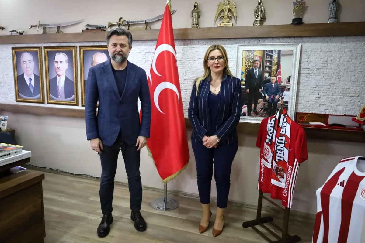 MHP Antalya İl Başkanlığı'na Ziyaret MHP Antalya İl Başkanlığı'na Ziyaret