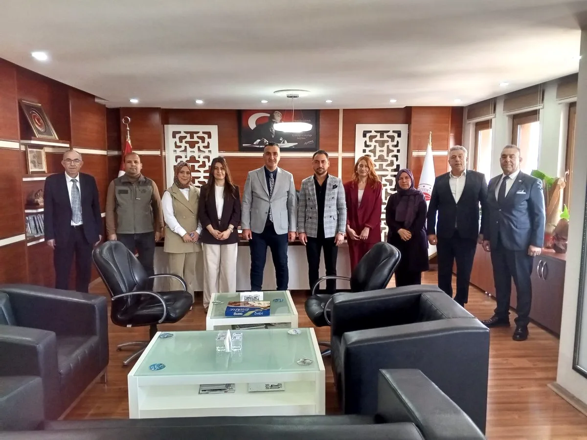 Doğa Koruma Personelinin Bayram Kutlama Görüntüleri Ortaya Çıktı Doğa Koruma Personelinin Bayram Kutlama Görüntüleri Ortaya Çıktı