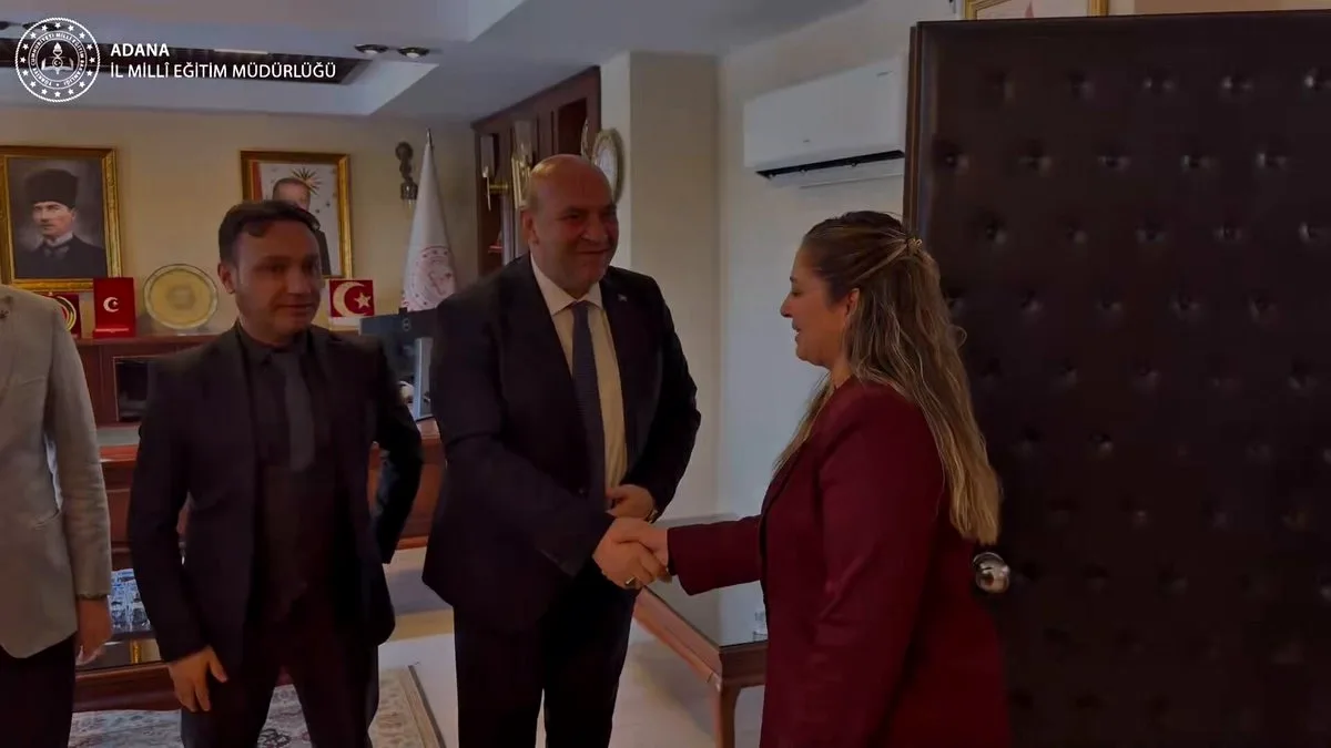 Adana'da Millî Eğitim Camiası Bayramlaşma Programında Buluştu Adana'da Millî Eğitim Camiası Bayramlaşma Programında Buluştu