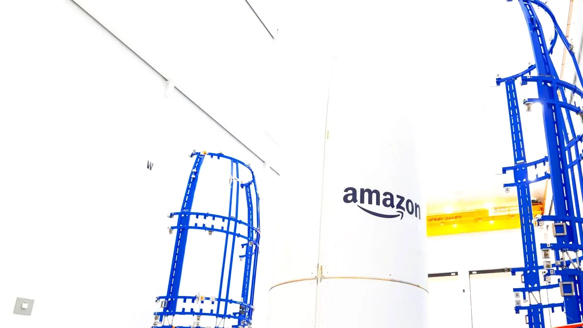 Starlink vs Amazon Kuiper: Uzayda İnternet Savaşının Perde Arkası Starlink vs Amazon Kuiper: Uzayda İnternet Savaşının Perde Arkası