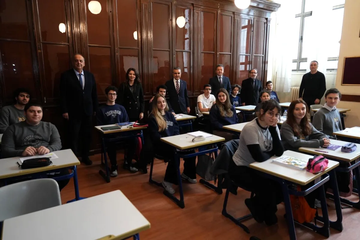 Beyoğlu'nda İki Farklı Okula Protokol Ziyareti: Neler Görüşüldü? Beyoğlu'nda İki Farklı Okula Protokol Ziyareti: Neler Görüşüldü?