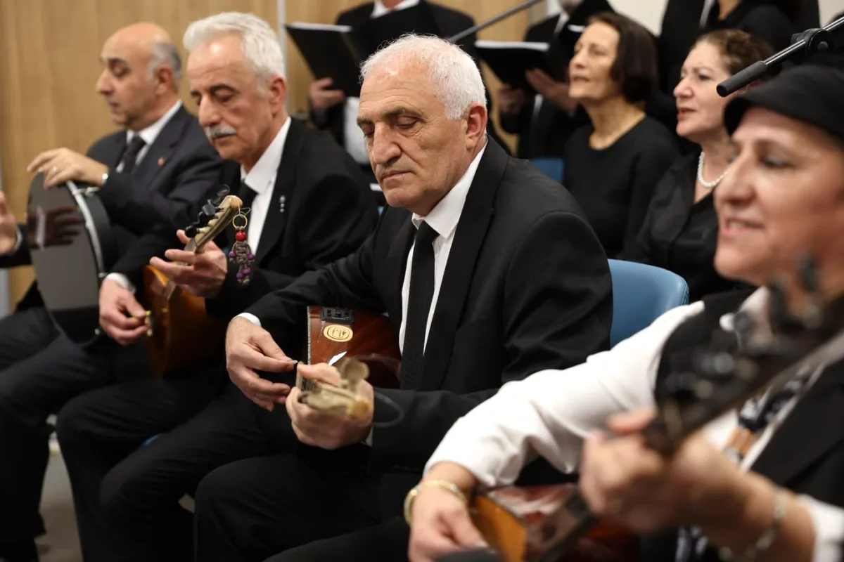 Yaşam Hikayeleri Vefahane'de Notalara Döküldü Yaşam Hikayeleri Vefahane'de Notalara Döküldü
