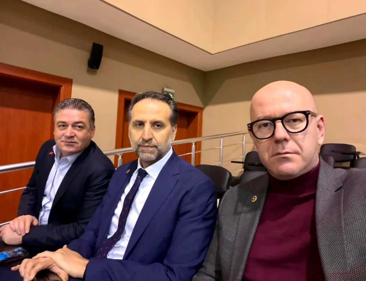 CHP'li Serkan Sarı, İBB Kumpas Davası 9. Oturumunu Takip İçin Silivri'de CHP'li Serkan Sarı, İBB Kumpas Davası 9. Oturumunu Takip İçin Silivri'de