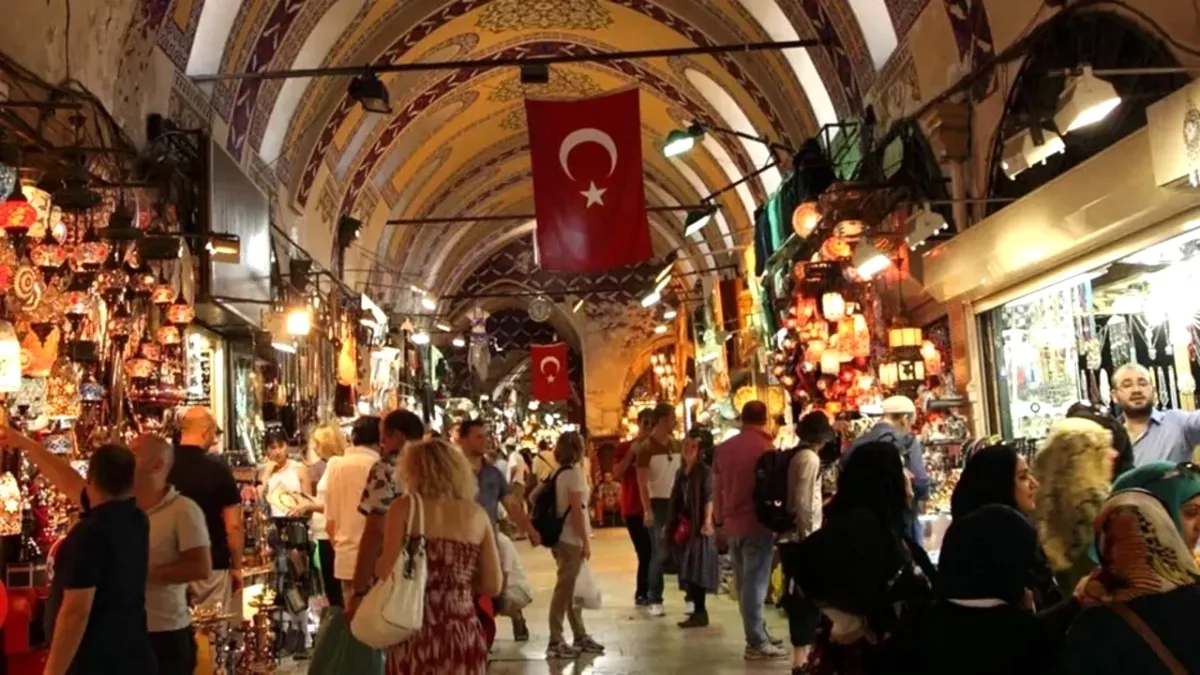 Kapalıçarşı'da Gram Altın Kalmadı: Yatırımcı Akını ve Üretim Duruşu Stokları Bitirdi Kapalıçarşı'da Gram Altın Kalmadı: Yatırımcı Akını ve Üretim Duruşu Stokları Bitirdi