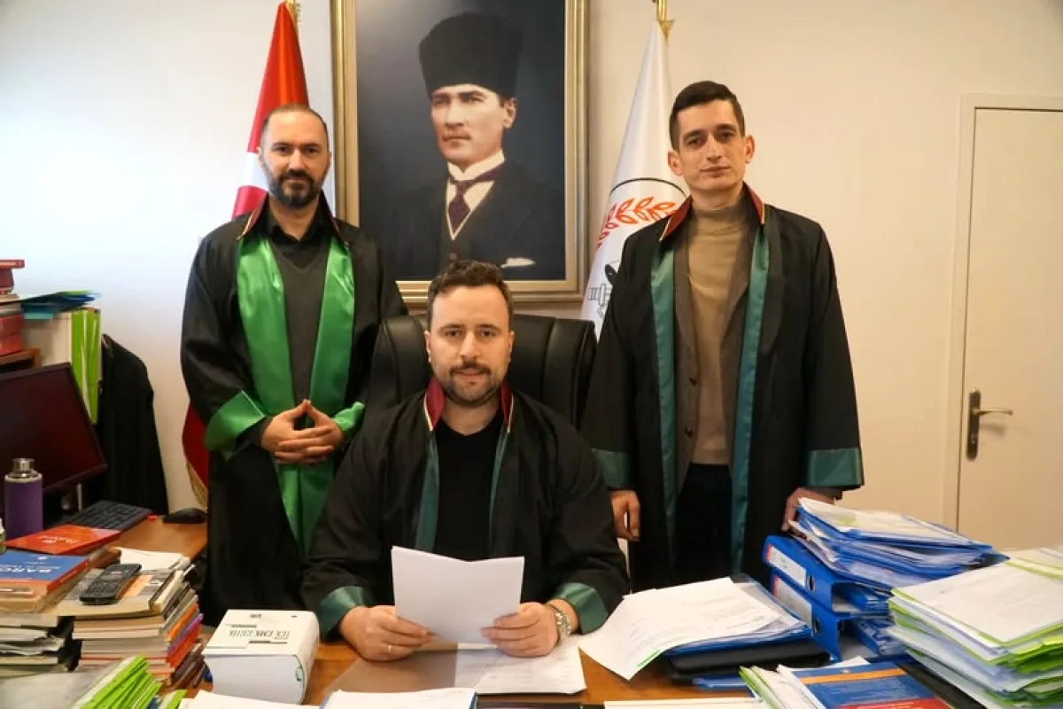 Bursa Barosu, Avukata Yönelik Darp Davasında Duruşmaya Müdahil Oldu Bursa Barosu, Avukata Yönelik Darp Davasında Duruşmaya Müdahil Oldu