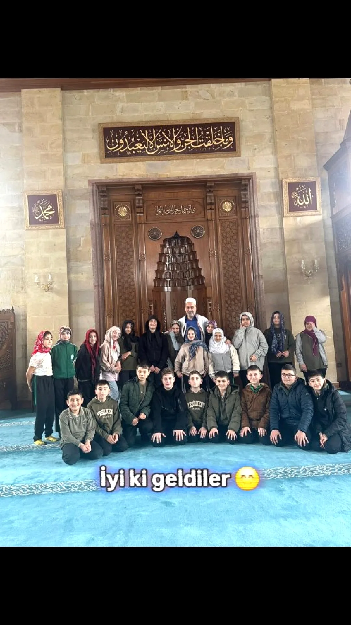 Başiskele'de Ortaokullular Camide Sohbette Buluştu: ÇEDES'ten 'Hayatımızı Ramazan Gibi Yaşamak' Programı Başiskele'de Ortaokullular Camide Sohbette Buluştu: ÇEDES'ten 'Hayatımızı Ramazan Gibi Yaşamak' Programı