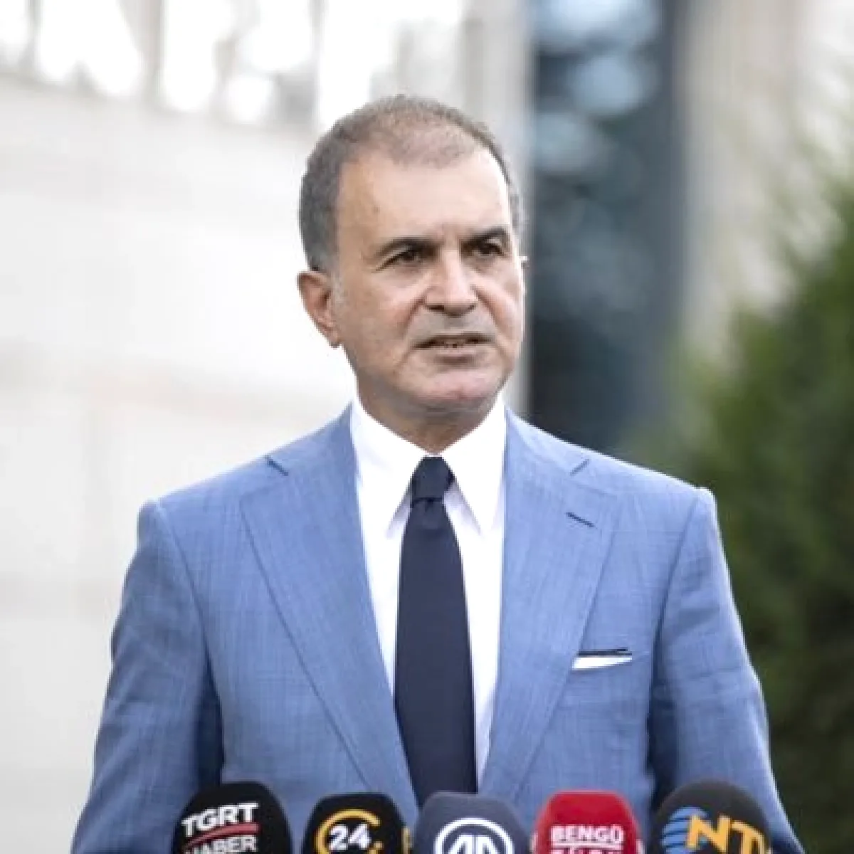 Ömer Çelik'ten Özgür Özel'e: "Çirkin Dil ve Savunmaya Saldırı" Ömer Çelik'ten Özgür Özel'e: "Çirkin Dil ve Savunmaya Saldırı"