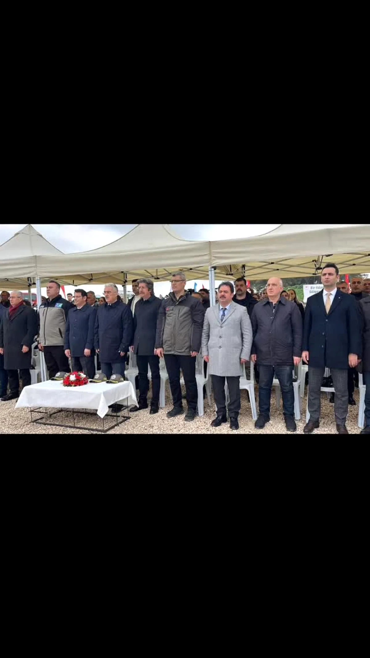 Bursa'da Yükümlüler Doğa İçin İş Başı Yaptı: 500 Fidan Toprakla Buluştu Bursa'da Yükümlüler Doğa İçin İş Başı Yaptı: 500 Fidan Toprakla Buluştu