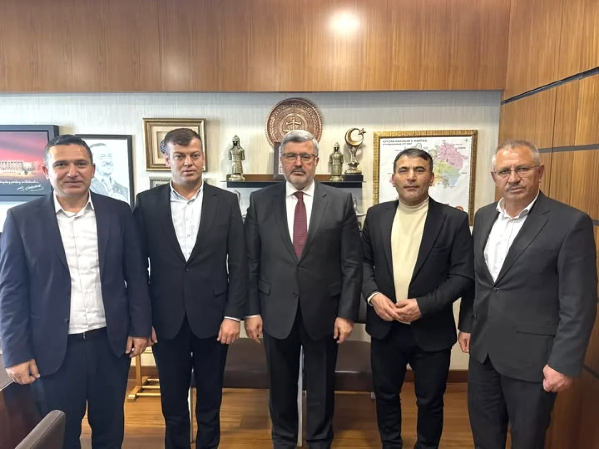 Afyonkarahisar'dan 4 Belediye Başkanı TBMM'de Milletvekili Ali Özkaya ile Bir Araya Geldi Afyonkarahisar'dan 4 Belediye Başkanı TBMM'de Milletvekili Ali Özkaya ile Bir Araya Geldi