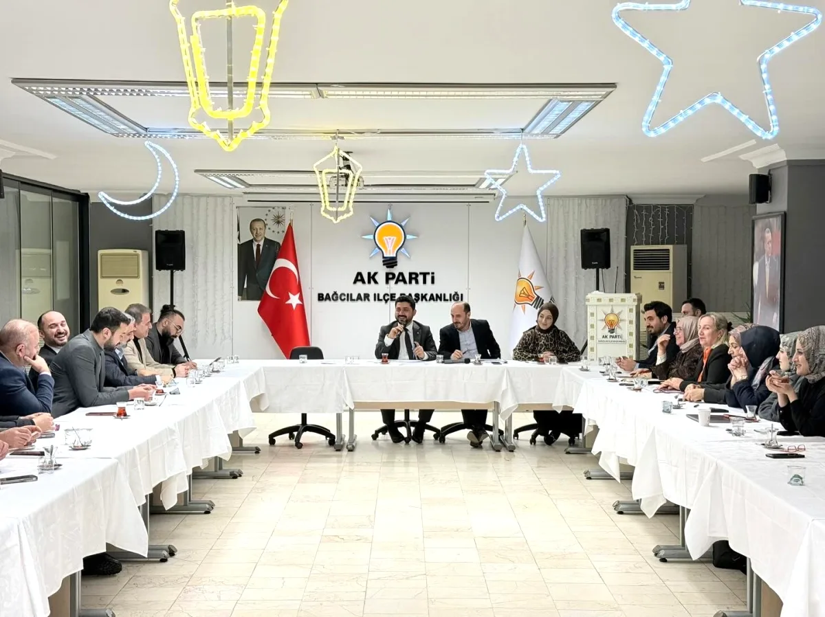 Bağcılar AK Parti Yönetimi Ramazan Çalışmalarını ve İlçe Planlarını Değerlendirdi Bağcılar AK Parti Yönetimi Ramazan Çalışmalarını ve İlçe Planlarını Değerlendirdi