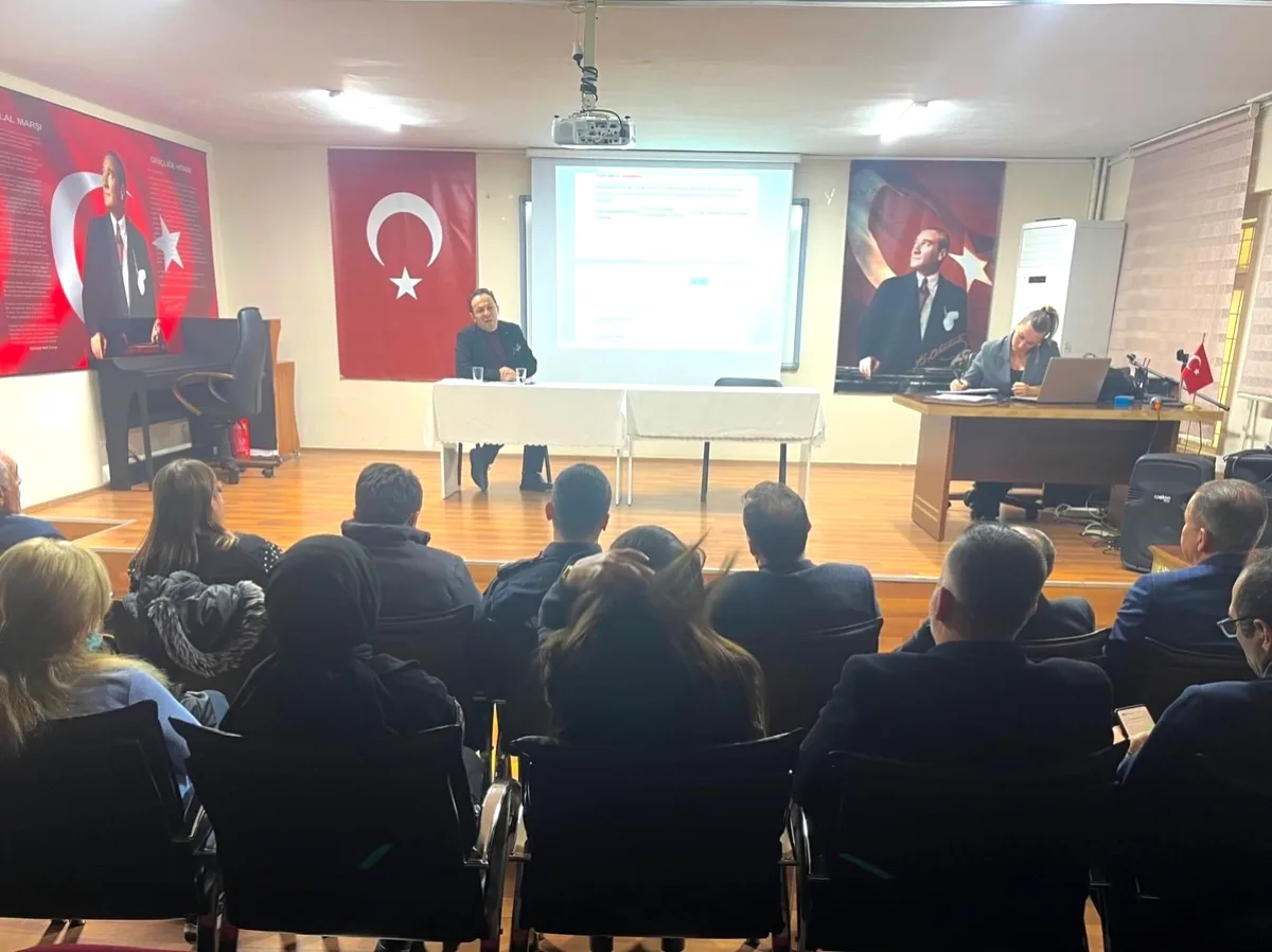 Büyükçekmece'de 42 Maddelik Afet Planı Masaya Yatırıldı Büyükçekmece'de 42 Maddelik Afet Planı Masaya Yatırıldı