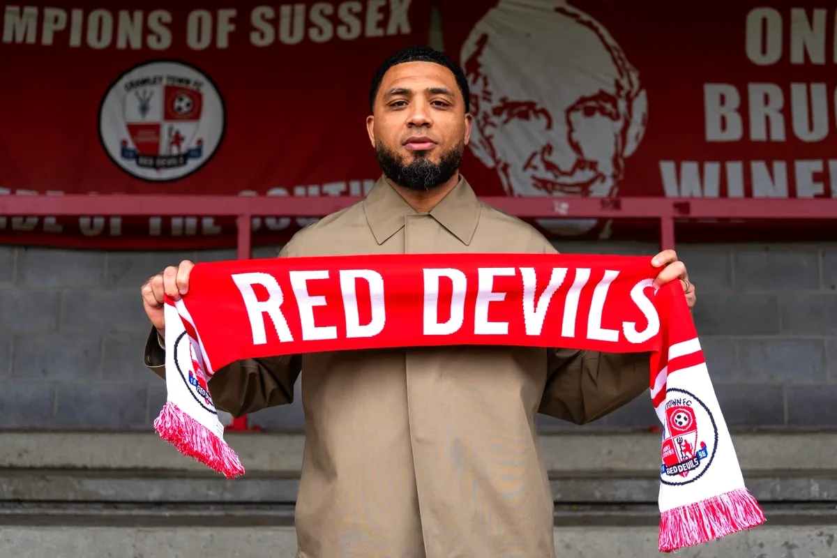 Colin Kazım Richards, Crawley Town'un Yeni Teknik Direktörü Oldu Colin Kazım Richards, Crawley Town'un Yeni Teknik Direktörü Oldu