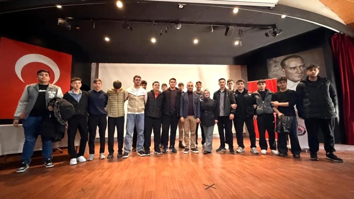 Esenyurt'ta Öğrenciler Çanakkale Zaferi Konferansına Katıldı | Dr. Ali Semin Sunum Yaptı Esenyurt'ta Öğrenciler Çanakkale Zaferi Konferansına Katıldı | Dr. Ali Semin Sunum Yaptı