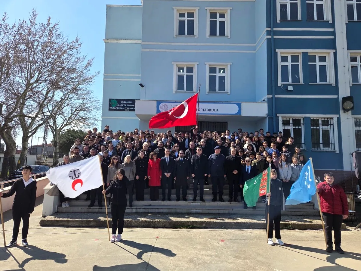 Kaymakam Tolga Toğan, Öğrencilerle Nevruz’u Kutladı Kaymakam Tolga Toğan, Öğrencilerle Nevruz’u Kutladı