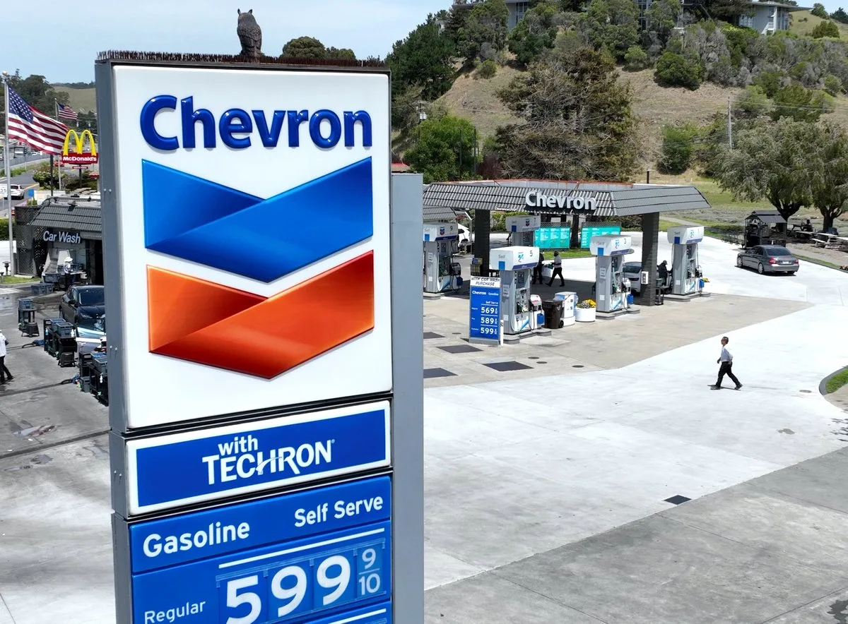 Chevron Kaliforniya'yı İran Savaşı Nedeniyle Yakıt Krizi Konusunda Uyardı Chevron Kaliforniya'yı İran Savaşı Nedeniyle Yakıt Krizi Konusunda Uyardı