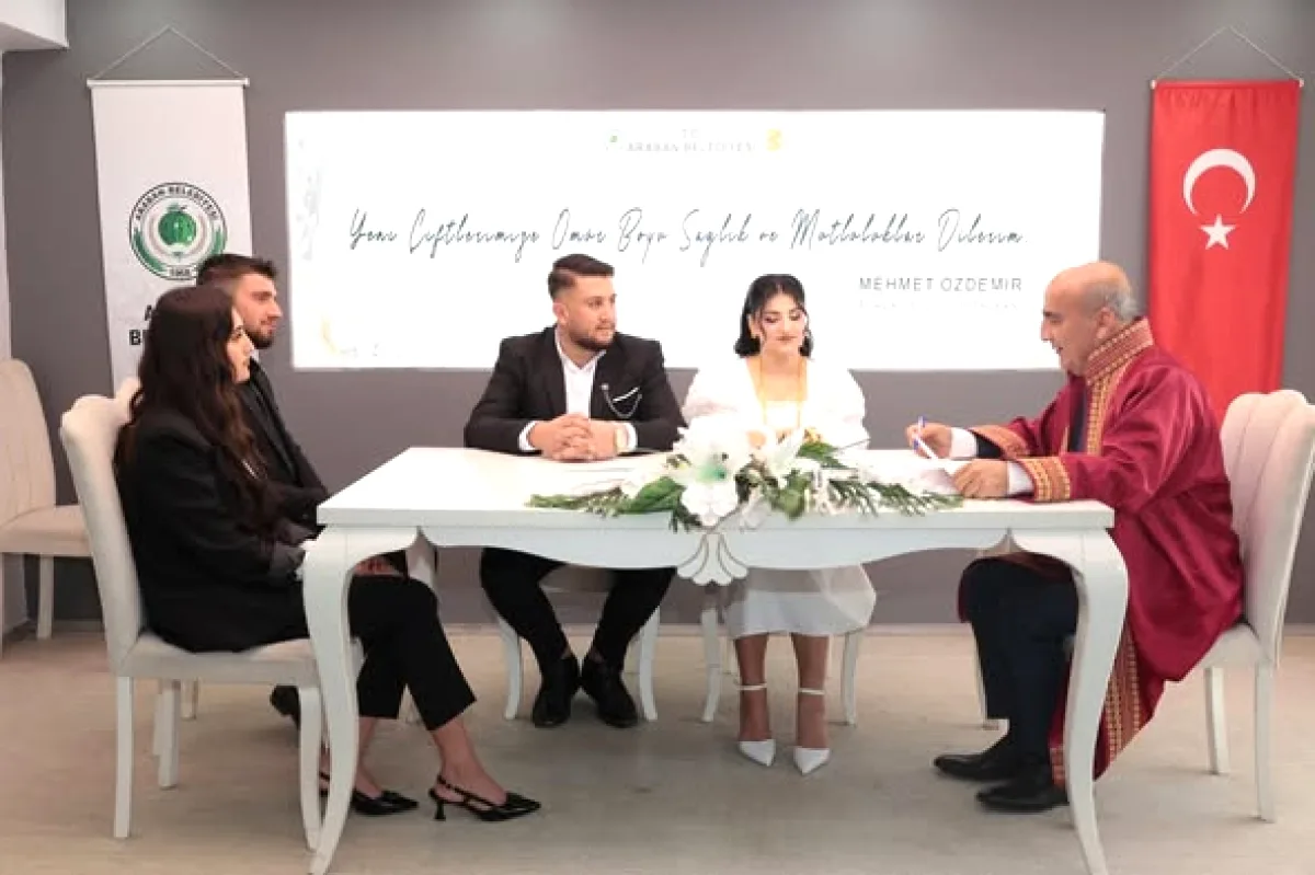 Araban Belediyesi Başkanı Taşdemir, Nikah Töreninde Mutluluk Diledi Araban Belediyesi Başkanı Taşdemir, Nikah Töreninde Mutluluk Diledi