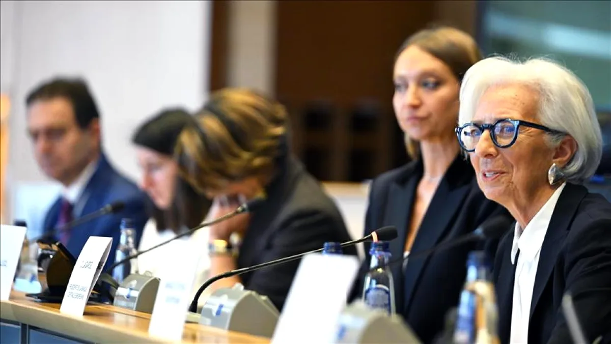 Lagarde: Enerji Şoku Avro Bölgesi Ekonomisini Sınavdan Geçirdi Lagarde: Enerji Şoku Avro Bölgesi Ekonomisini Sınavdan Geçirdi
