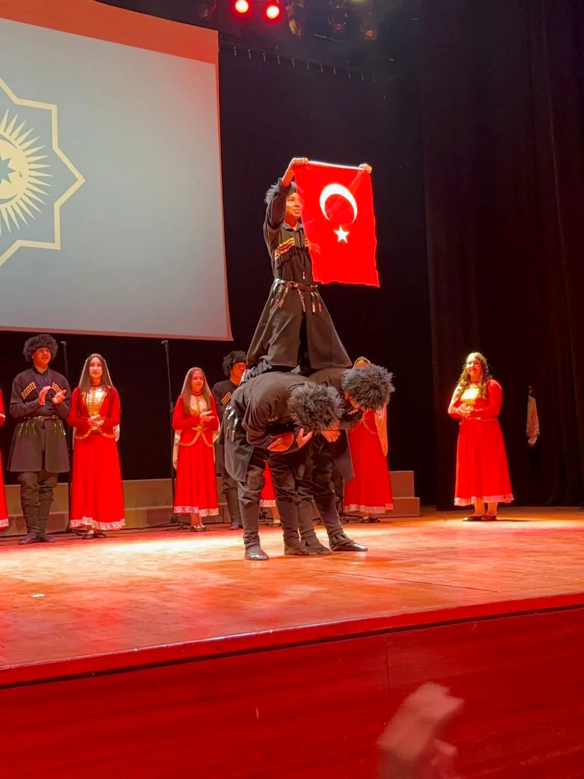 Tuzla'da Türk Dünyası ve Toplulukları Haftası Programı Gerçekleştirildi Tuzla'da Türk Dünyası ve Toplulukları Haftası Programı Gerçekleştirildi