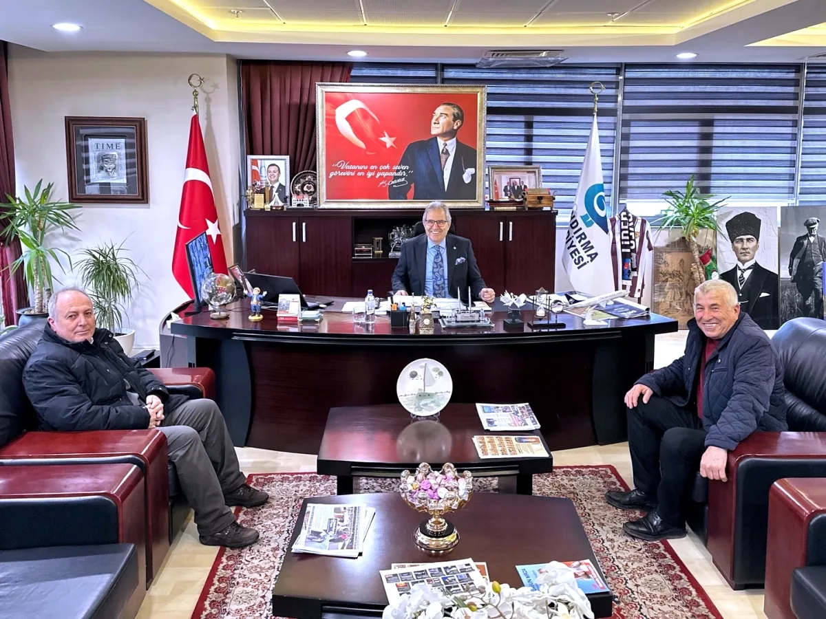 Bandırma Belediyesi, Mahalle Muhtarlarını ve Çelikspor Başkanını Ağırladı Bandırma Belediyesi, Mahalle Muhtarlarını ve Çelikspor Başkanını Ağırladı