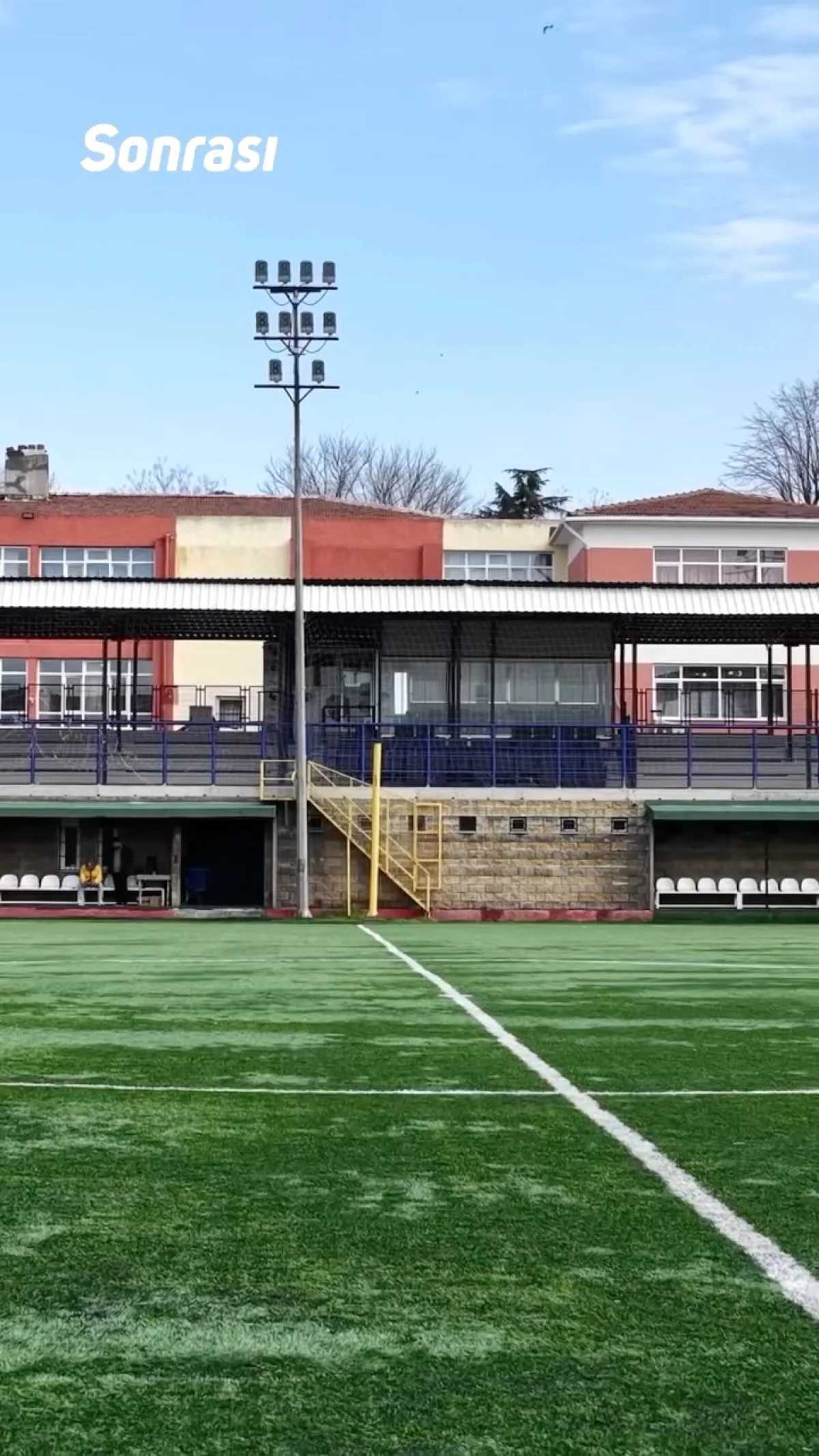Üsküdar'da Spor Hayatı Yenilendi! Selimiye Stadı Modernize Edildi Üsküdar'da Spor Hayatı Yenilendi! Selimiye Stadı Modernize Edildi