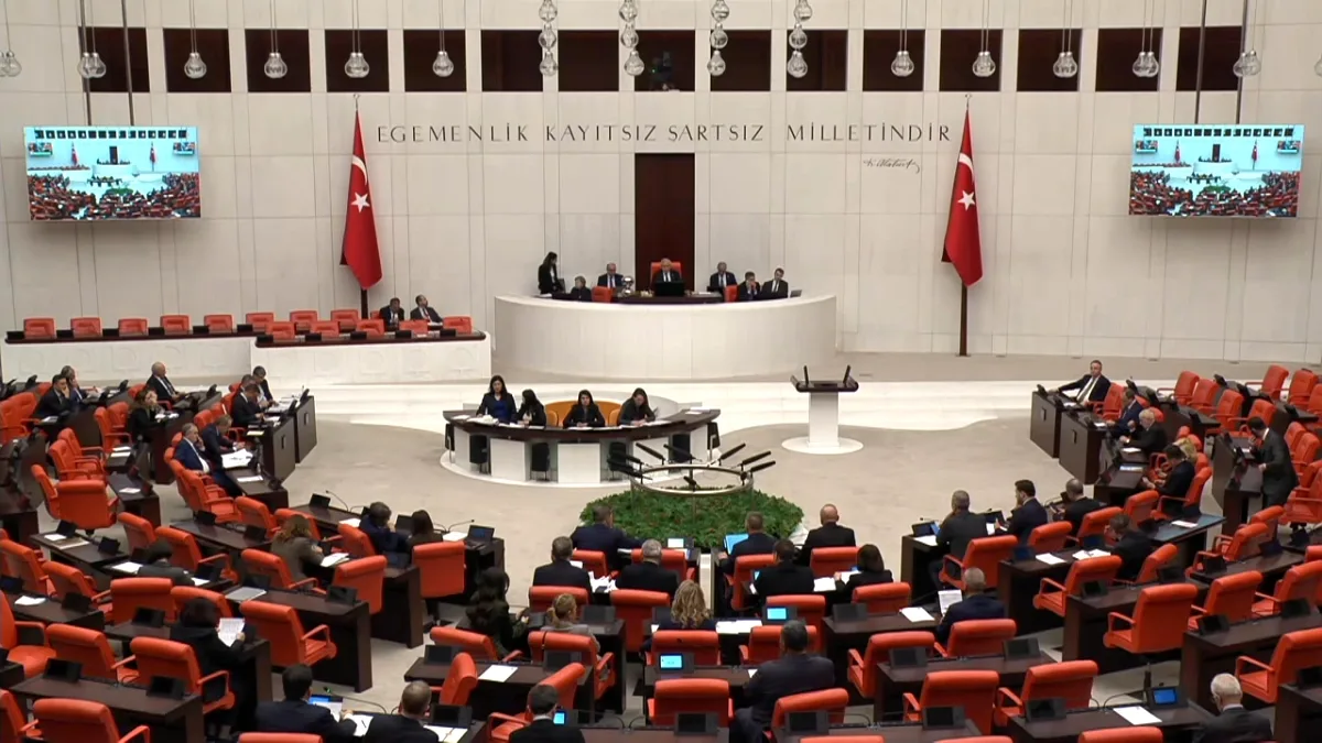 Gaziantep Milletvekili Melih Meriç Uyardı: Spor Altyapısı Yetersizliği Gençleri Kaybettiriyor Gaziantep Milletvekili Melih Meriç Uyardı: Spor Altyapısı Yetersizliği Gençleri Kaybettiriyor