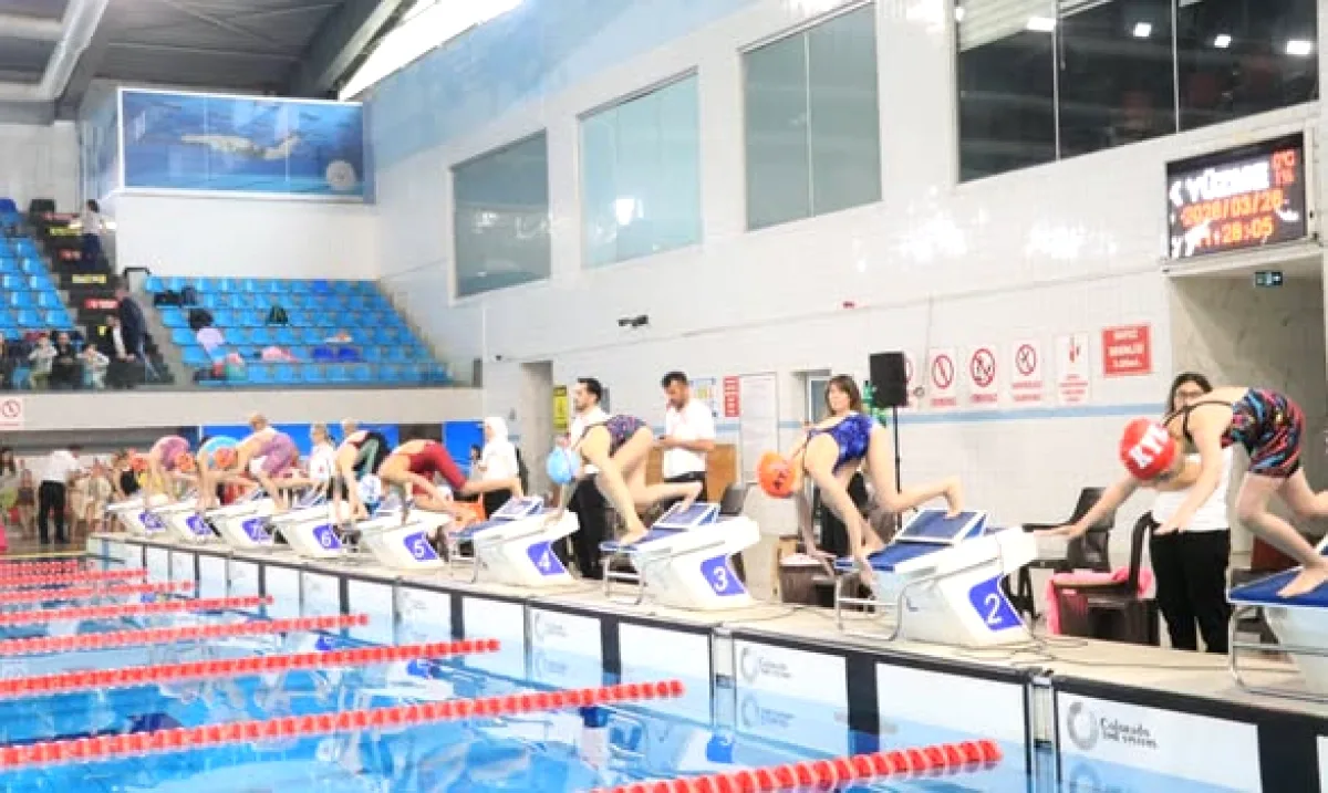 Kayseri'de 60 Okuldan 166 Sporcu Kulaç Attı Kayseri'de 60 Okuldan 166 Sporcu Kulaç Attı