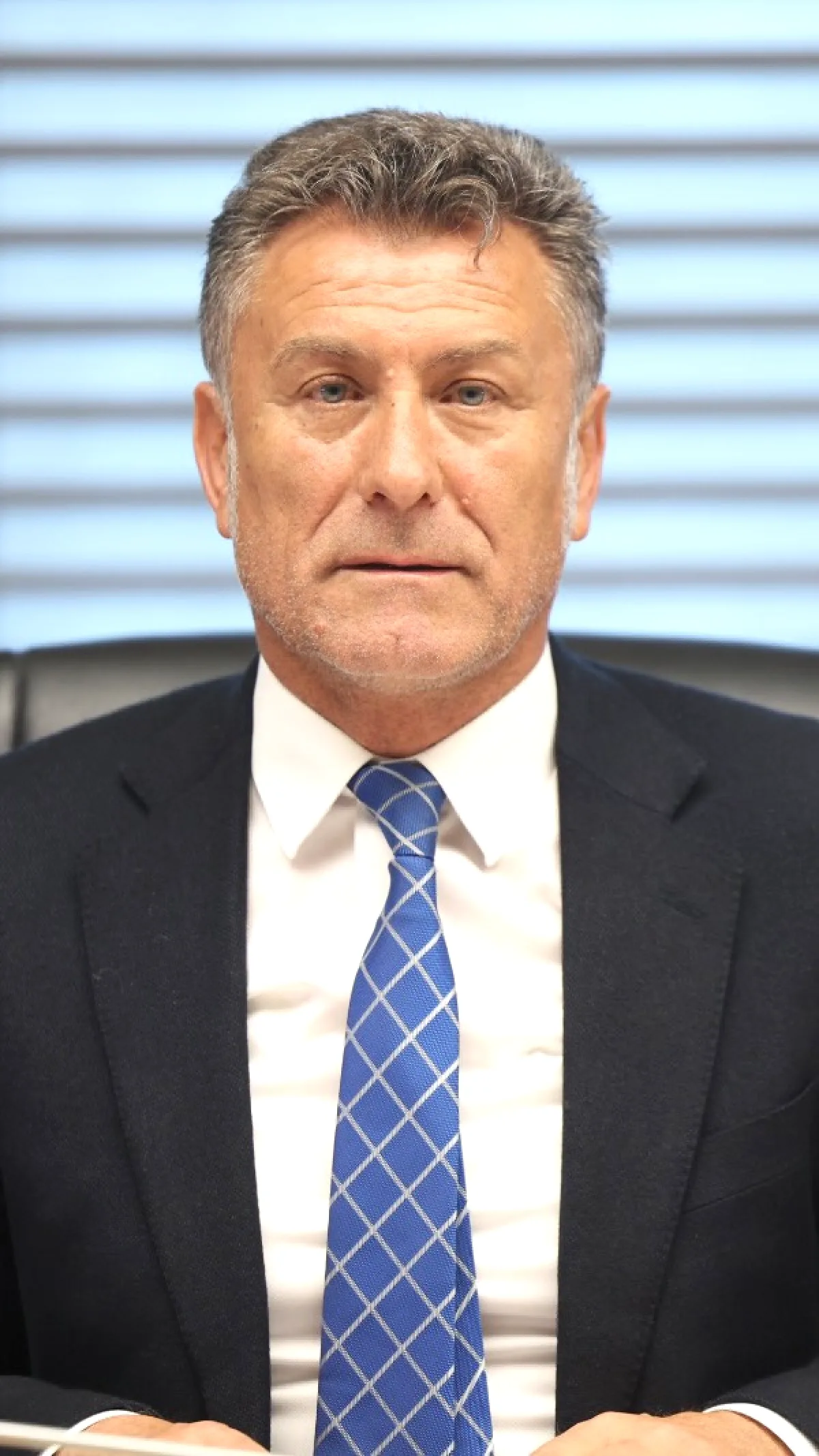 2 Trilyon 742 Milyar TL Faiz Ödemesi: Sarıbal'dan TBMM'ye Ekonomik Yıkım Sorusu 2 Trilyon 742 Milyar TL Faiz Ödemesi: Sarıbal'dan TBMM'ye Ekonomik Yıkım Sorusu