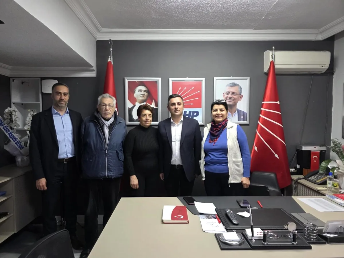 Yenimahalle CHP'den Tüketici Hakları Derneği'ne Teşekkür Yenimahalle CHP'den Tüketici Hakları Derneği'ne Teşekkür