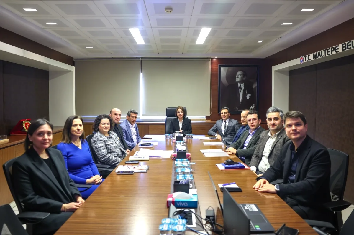 Maltepe'de KİPTAŞ ile Toplantı: Projeler ve Hak Sahipliği Süreçleri Maltepe'de KİPTAŞ ile Toplantı: Projeler ve Hak Sahipliği Süreçleri