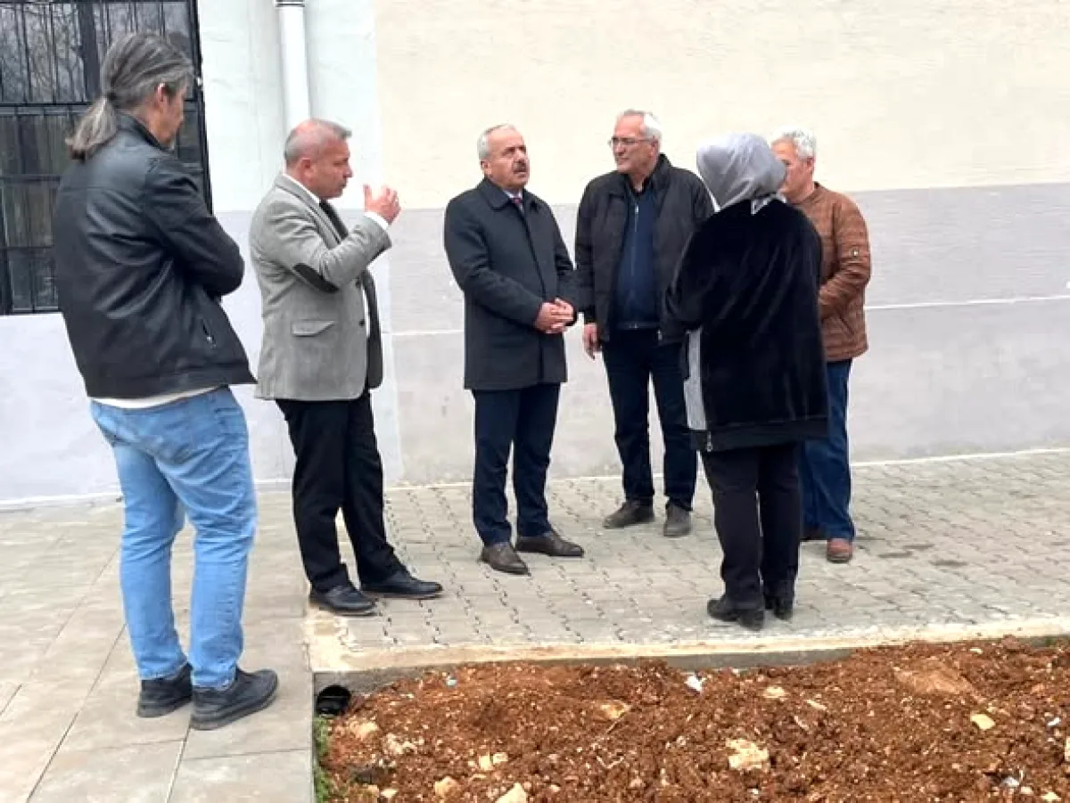 Elbistan Mükrimin Halil Lisesi'nde Yeni Kütüphane Projesi İncelendi Elbistan Mükrimin Halil Lisesi'nde Yeni Kütüphane Projesi İncelendi