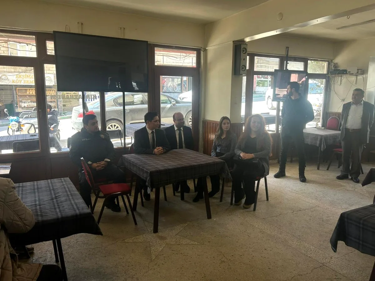 Bursa Büyükorhan'da Esnaflarla Bağımlılıkla Mücadele Buluşması Bursa Büyükorhan'da Esnaflarla Bağımlılıkla Mücadele Buluşması