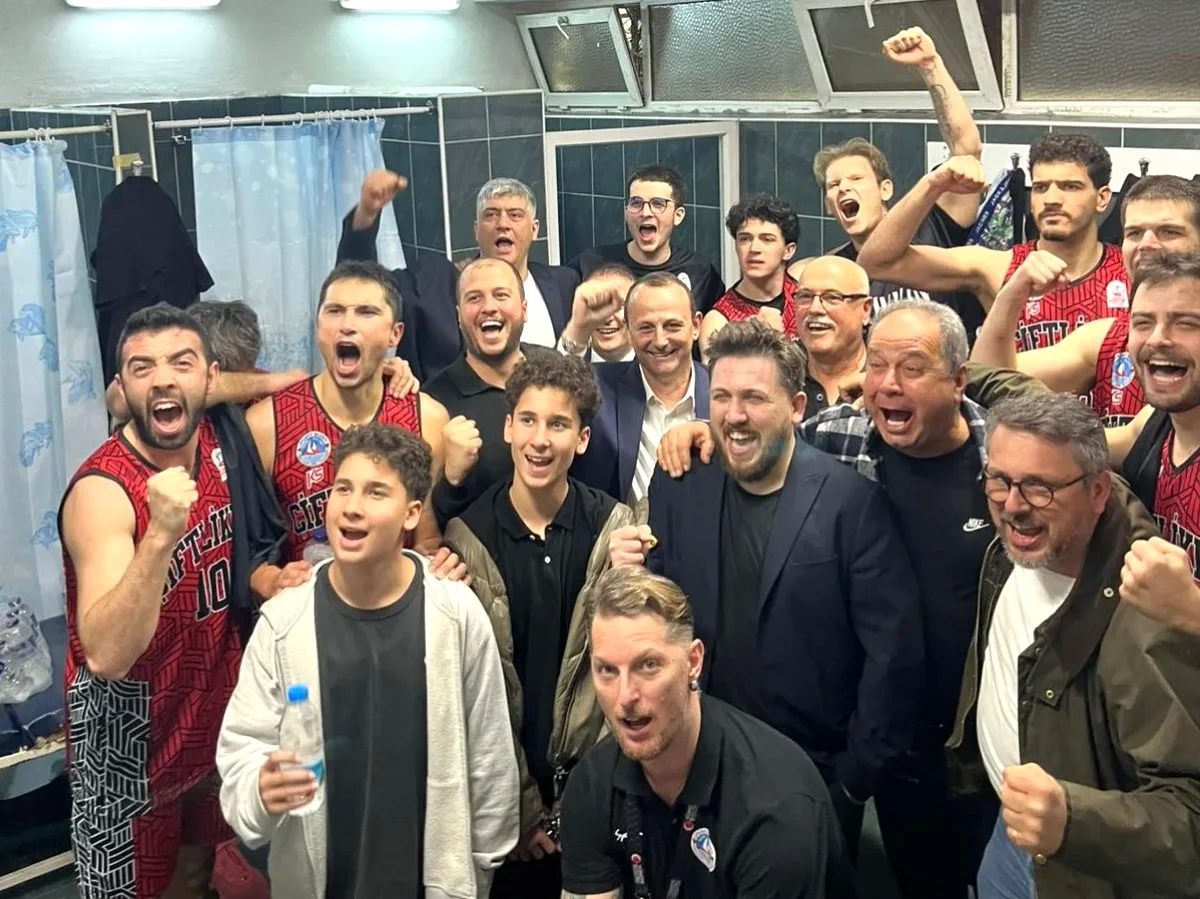 Çiftlikköy Belediyespor, Play-Off Serisine Galibiyetle Başladı: 80-71 Çiftlikköy Belediyespor, Play-Off Serisine Galibiyetle Başladı: 80-71