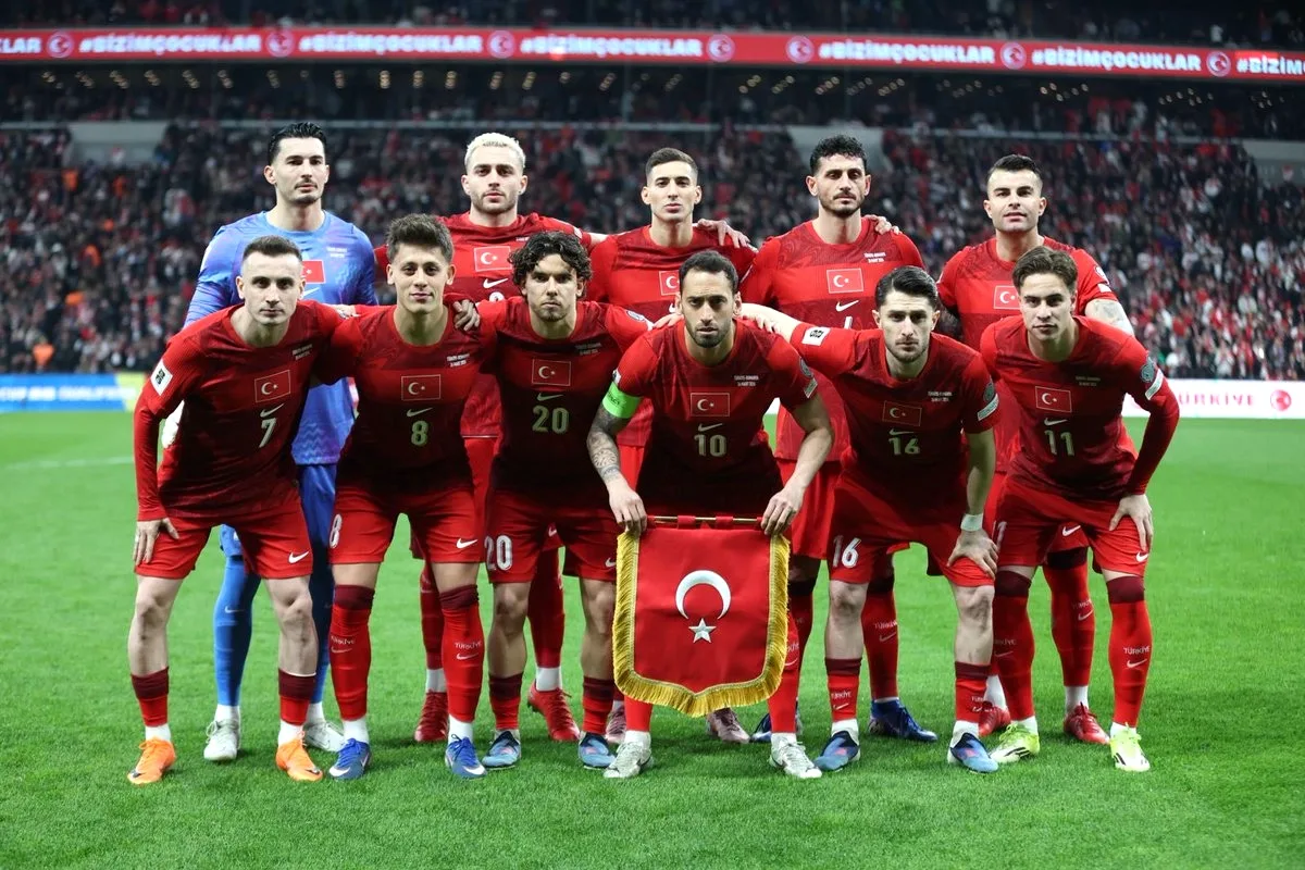 Mahir Ünal'dan A Milli Takım'a Tebrik: "Yüreğini Ortaya Koydu!" Mahir Ünal'dan A Milli Takım'a Tebrik: "Yüreğini Ortaya Koydu!"