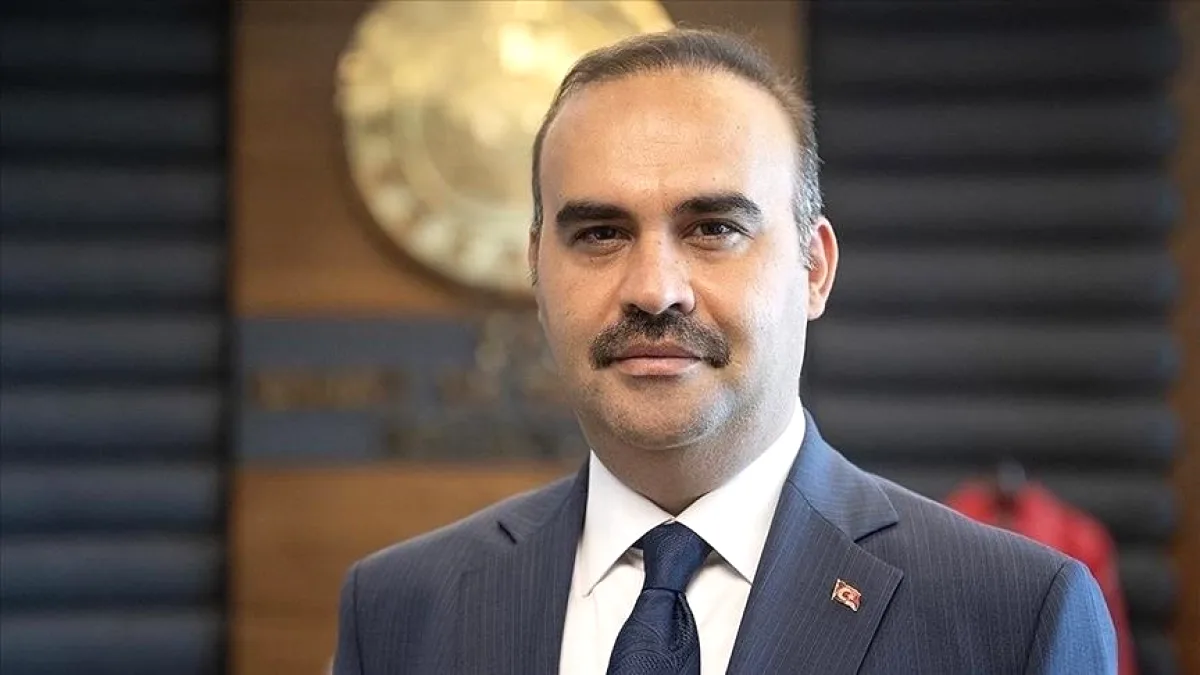 Savunma Sanayisi Anadolu'ya Yayılıyor: Bakan Kacır'dan Yeni Adım Savunma Sanayisi Anadolu'ya Yayılıyor: Bakan Kacır'dan Yeni Adım