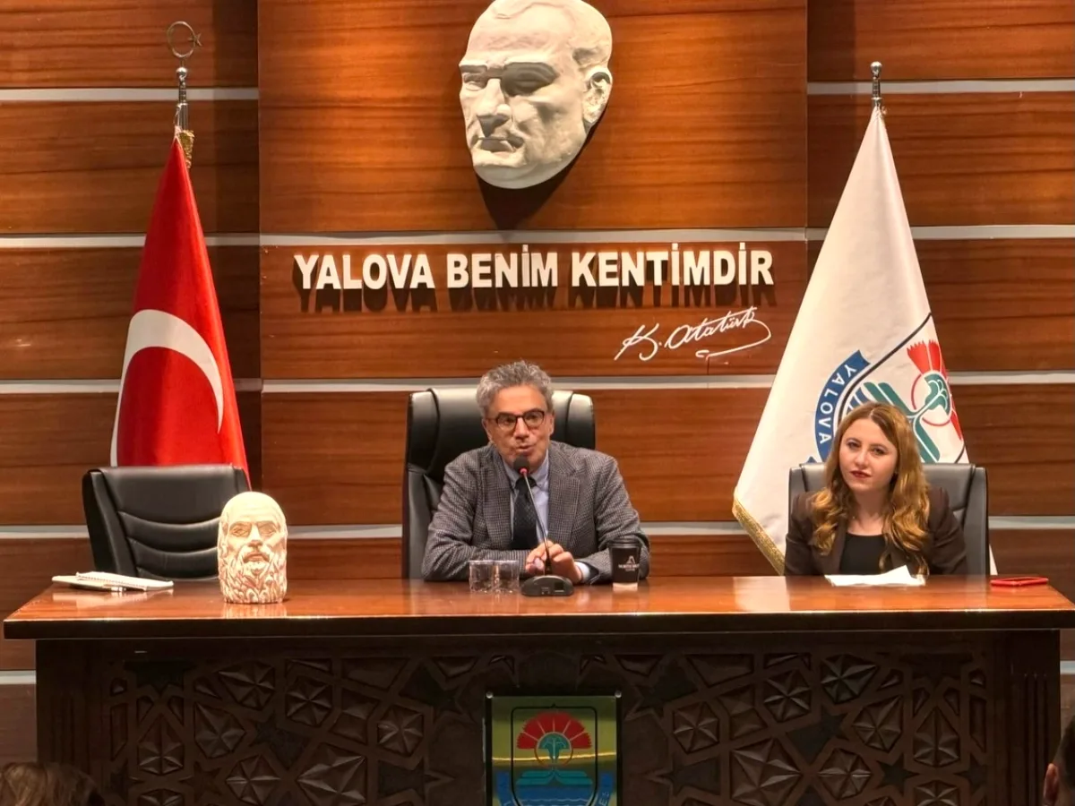Yalova'da Felsefe ve Hakikat Söyleşisi: Prof. Dr. Cengiz Çakmak ile Anlamlı Bir Akşam Yalova'da Felsefe ve Hakikat Söyleşisi: Prof. Dr. Cengiz Çakmak ile Anlamlı Bir Akşam