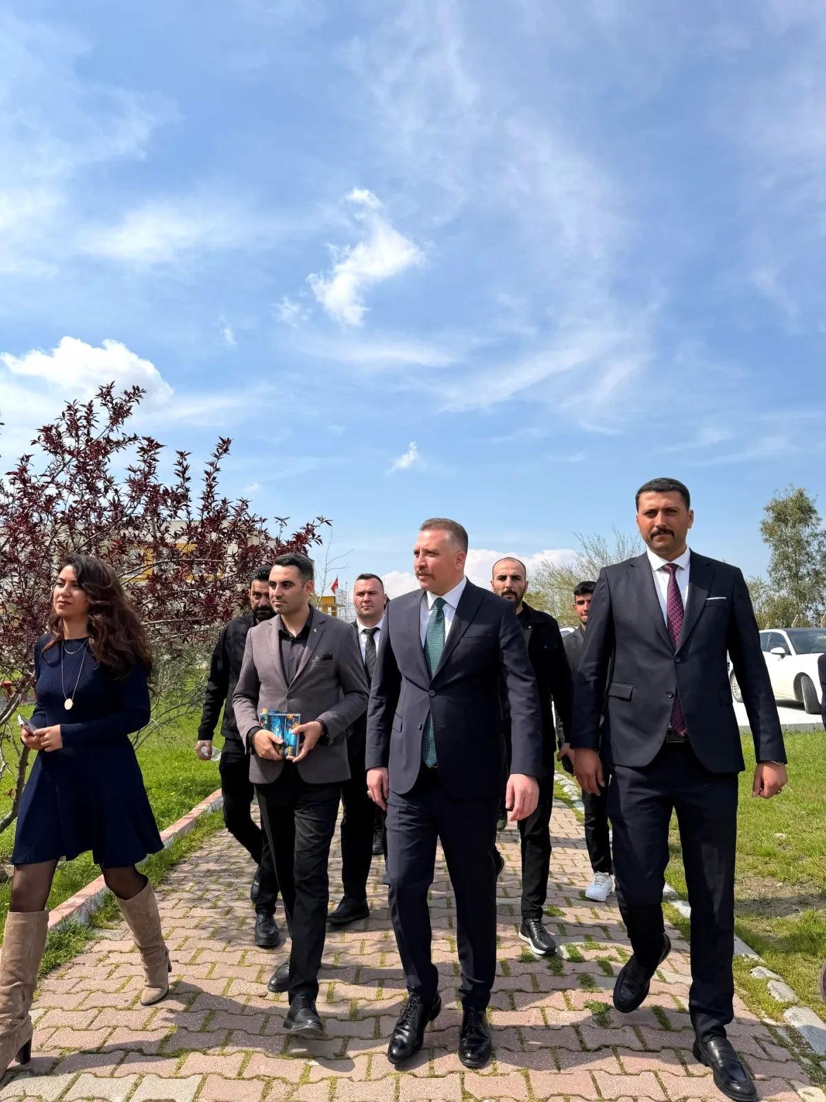 Karataş'ta Bilim ve Türk Kültürü Buluşması: Öğrenciler Elektronik Deneylerle Tanıştı Karataş'ta Bilim ve Türk Kültürü Buluşması: Öğrenciler Elektronik Deneylerle Tanıştı