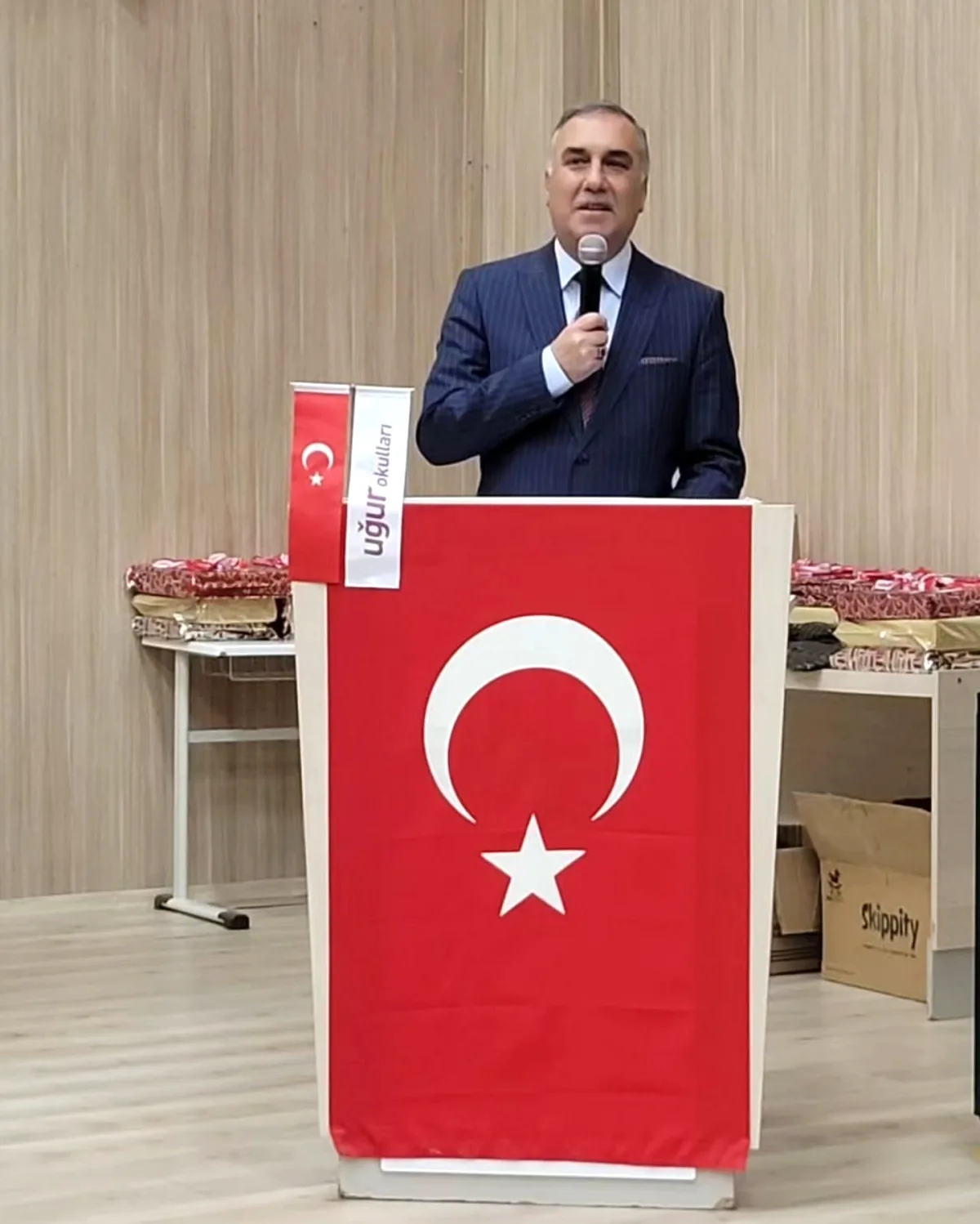 Muratpaşa'da Akıl ve Zekâ Oyunları: Öğrenciler Ödüllerini Aldı Muratpaşa'da Akıl ve Zekâ Oyunları: Öğrenciler Ödüllerini Aldı