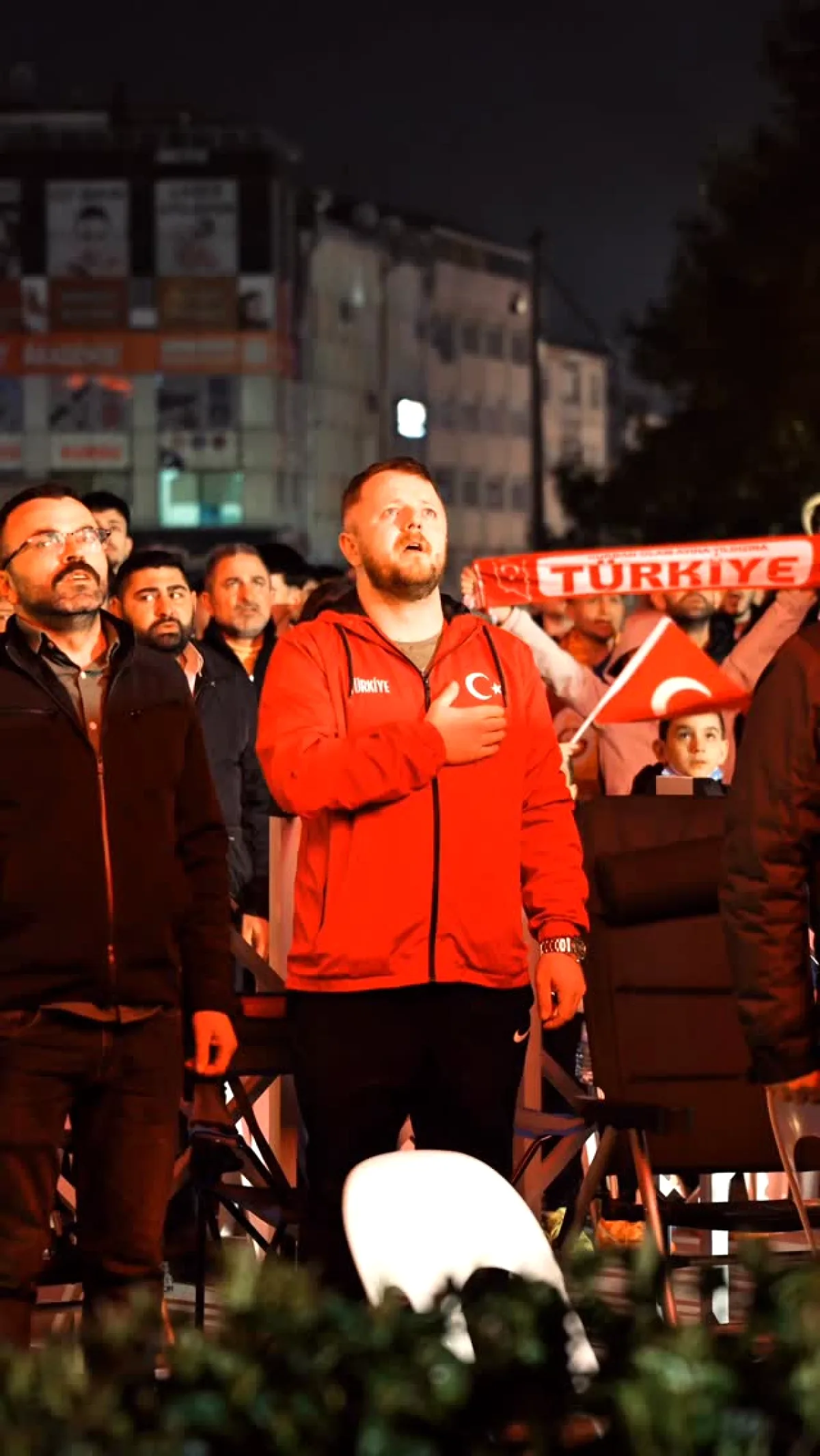 BizimÇocuklar'ı Dünya Kupası Elemeleri Finali'ne Taşıyan Başarı Kutlandı BizimÇocuklar'ı Dünya Kupası Elemeleri Finali'ne Taşıyan Başarı Kutlandı