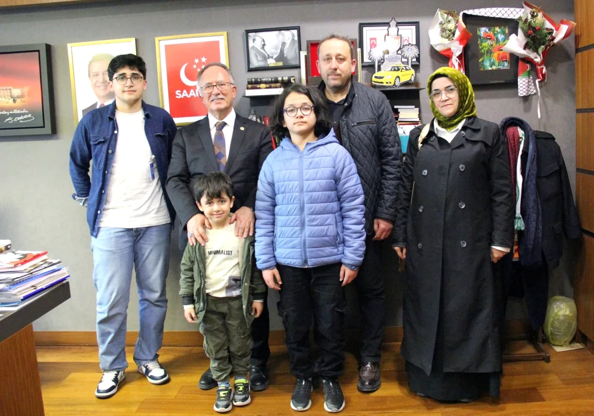 Kılıç, Yılmaz Ailesini TBMM'de Ağırladı Kılıç, Yılmaz Ailesini TBMM'de Ağırladı