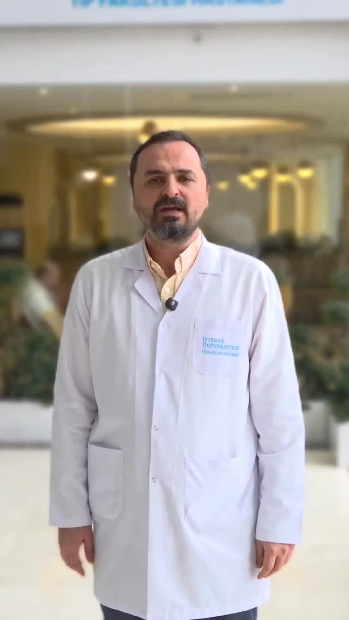 Doç. Dr. Oyman'dan Kolon Kanseri Uyarısı: Belirti ve Tedavi Seçenekleri Doç. Dr. Oyman'dan Kolon Kanseri Uyarısı: Belirti ve Tedavi Seçenekleri